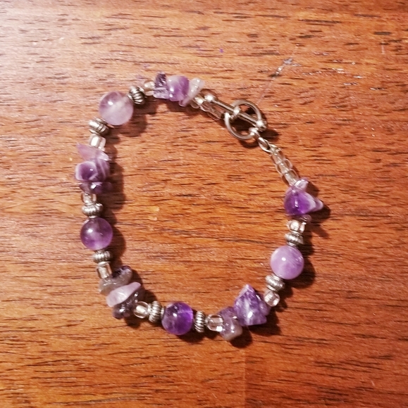 Jewelry - *3/$10* Amethyst Gemstone Bracelet